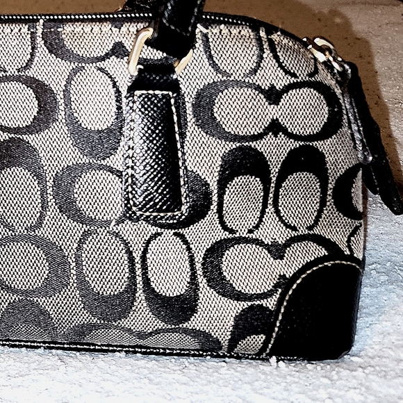 Vintage COACH logo handbag - Picture 5 of 7